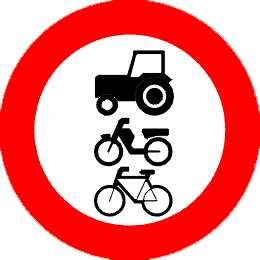 Gesloten voor ruiters, vee, 
        wagens, motorvoertuigen die niet sneller kunnen of mogen rijden dan 25 km/u en brommobielen alsmede fietsen, bromfietsen en 
        gehandicaptenvoertuigen